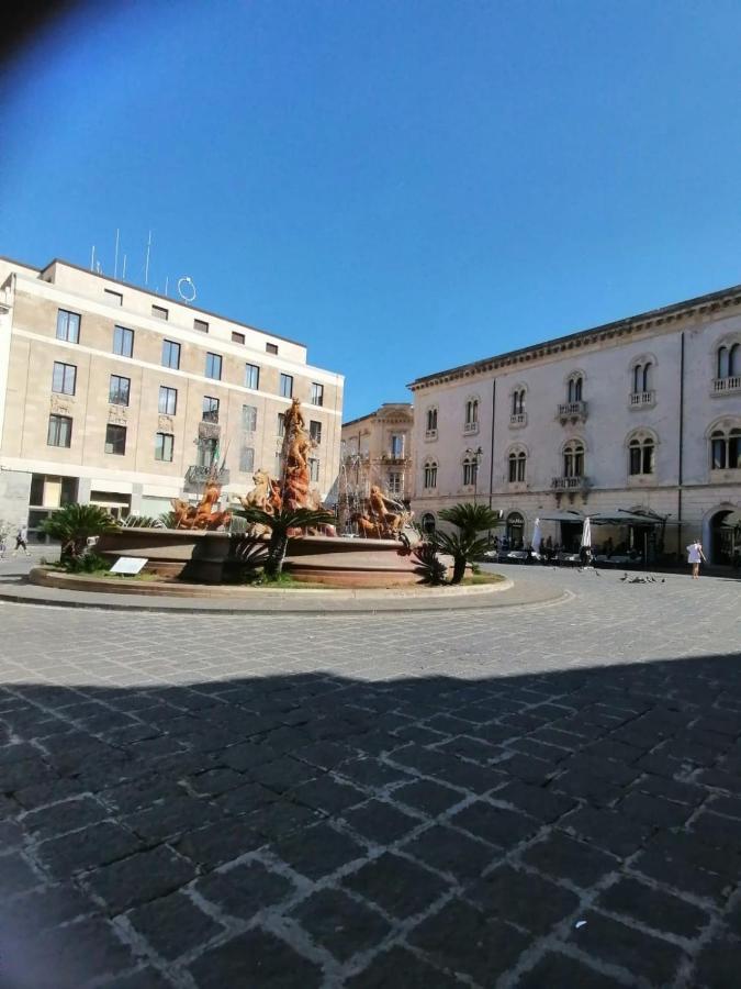 La Casetta Del Ronco1 Ortigia Сиракуза Екстериор снимка