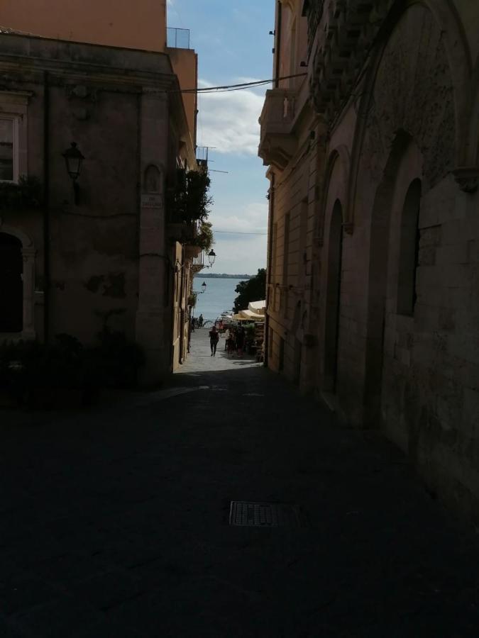 La Casetta Del Ronco1 Ortigia Сиракуза Екстериор снимка